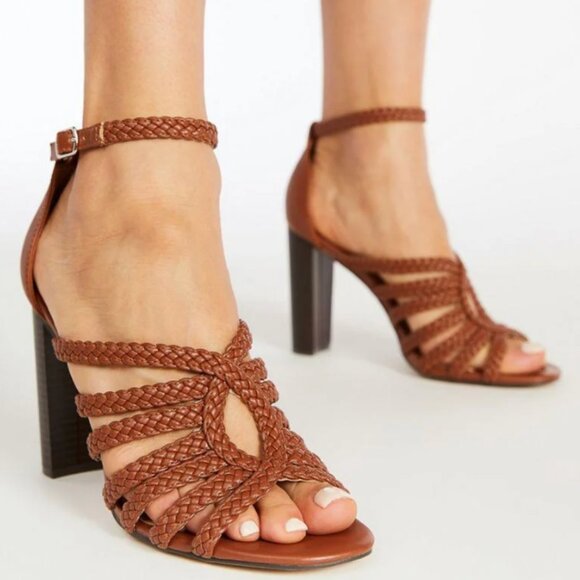 JustFab Shoes - NWOT Elisana Heeled Strappy Brown Sandals Size 7